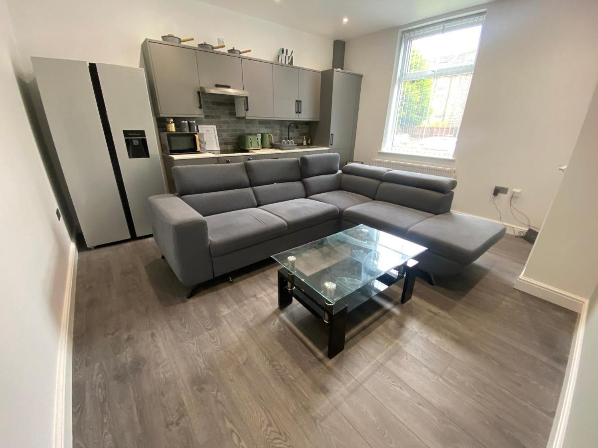Вилла Entire Luxury House Elland Экстерьер фото